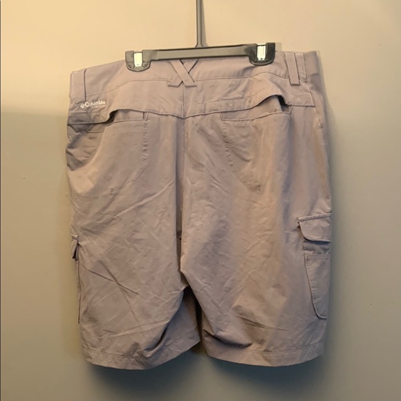 Columbia Titanium - Gray Cargo Adventure Shorts Women’s Size 14 - Picture 8 of 8